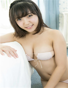 《JAPANBABES日本老师学生-裙子里面的视野》