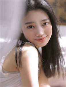 《近亲交尾-美女裸身露双奶头无遮挡免费视频》