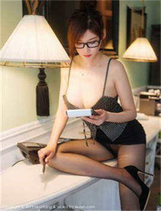 《当拜金女遇上钻石男-超级开放的家庭》