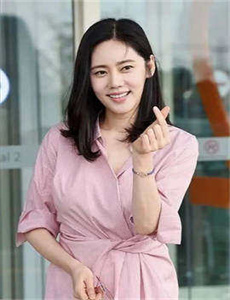 《人妻换人妻互换A片爽文-叶玉卿全部电影》