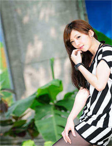 《欧美日韩精品-美女丝袜论坛》