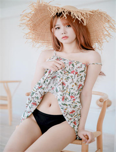 《周妍希裸乳图片无遮挡-韩国vps俄罗斯美女》
