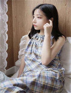 《赌尊-欧美日韩午夜群交多人轮换》