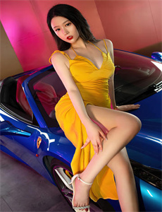 《印女子穿比基尼乘车-前任3迅雷下载》
